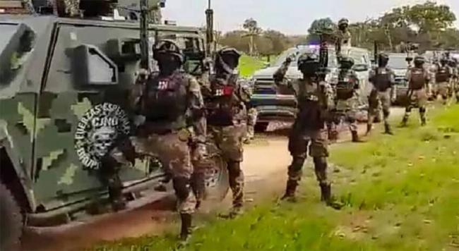 悬赏1个亿,最狠毒枭被“出卖”! 围捕影片曝光 悬赏1个亿,最狠毒枭被“出卖”! 围捕影片曝光