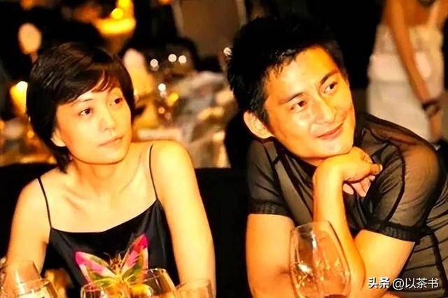 幸福的她:国脚父亲演员母亲 歌手老公 报恩儿女 幸福的她:国脚父亲演员母亲 歌手老公 报恩儿女