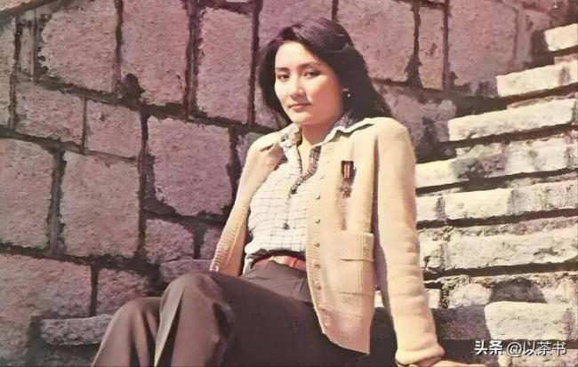 香港电视一姐,儿女双全,为何在印度出家 香港电视一姐,儿女双全,为何在印度出家