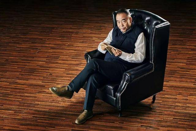 74��¿��������Ǻ�լ���꣬��5��ԪƤЬ�����