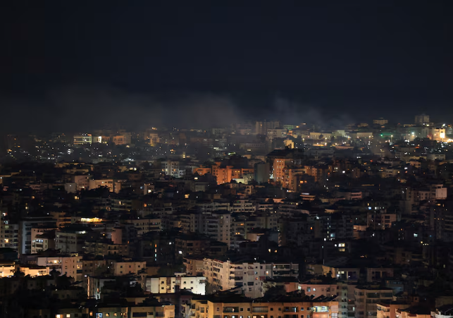 ��Ѷ��ս����������ɫ�к�ը������׶�