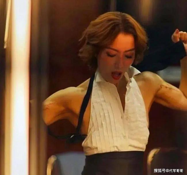 53岁郑秀文近况曝光 暴瘦让人心疼 53岁郑秀文近况曝光 暴瘦让人心疼