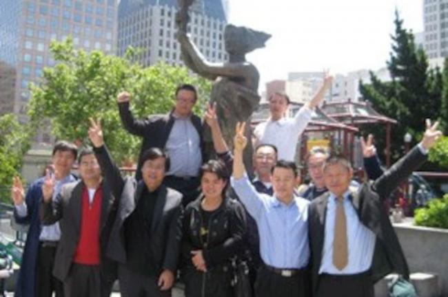 两位华裔冬奥少女冠军,大家更爱刘美贤 两位华裔冬奥少女冠军,大家更爱刘美贤