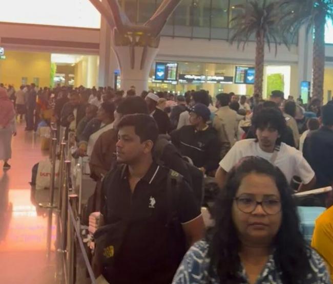 青岛母带俩孩及年迈母 辗转3国逃出中东 青岛母带俩孩及年迈母 辗转3国逃出中东