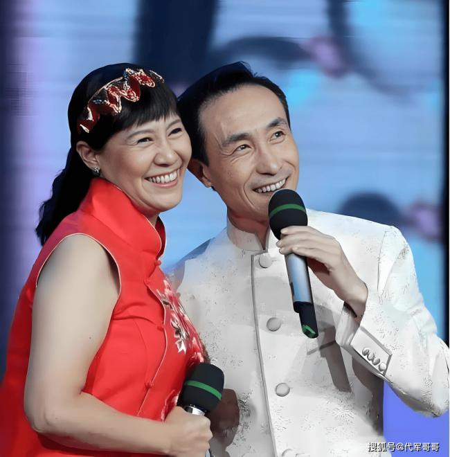 68岁巩汉林近况曝光 如今儿子成为他的骄傲 68岁巩汉林近况曝光 如今儿子成为他的骄傲