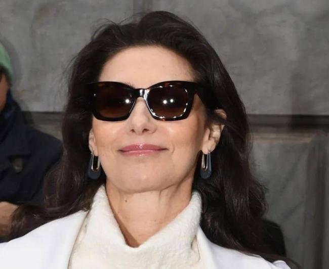 欧美明星越来越像伪人！生图看不到活人感