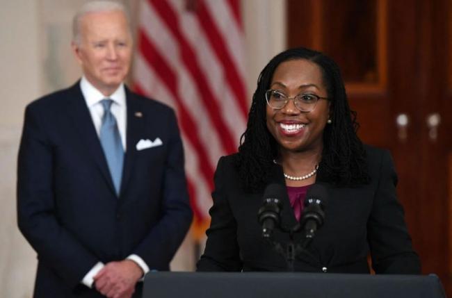 历史性裁决！美最高法院9:0封死非法移民翻案路