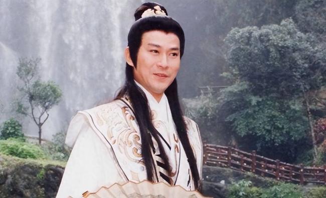 ����������ͷ̫���ѹ�֣����Ը��30������ū