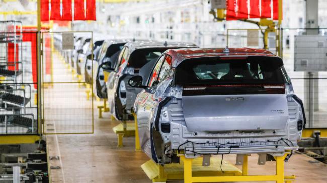 最新!中国三大车企最快年底开卖 特斯拉成大赢家 最新!中国三大车企最快年底开卖 特斯拉成大赢家