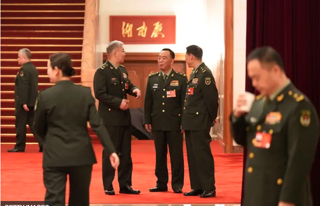 中国两会：新晋5大员都是谁？他最特殊 引发热议