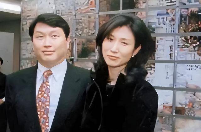 �ر���ǿС��������ͷȴ˵���Ҷ�Ǯ����û��Ȥ