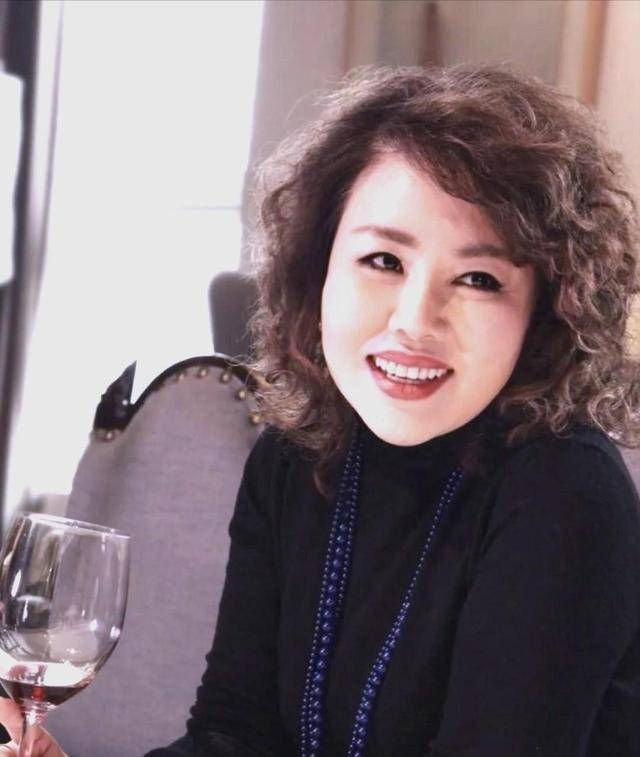 ��̨��ȥ���ķ������Ǹ��������İ������������