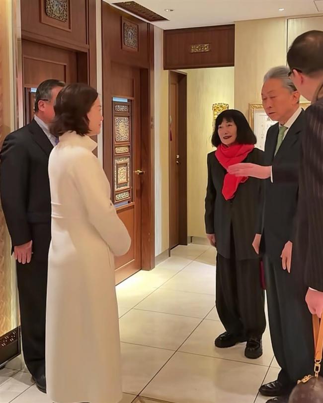 49���̷��ߵ��ݻ��ɽ�ɼͷ򣬴��Ų�������