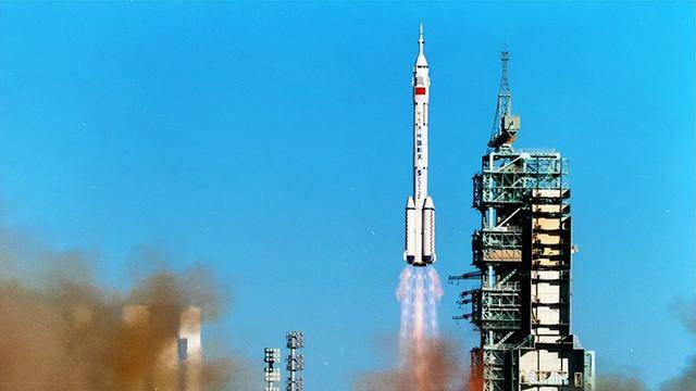 中国空前战略压力！美首次将这部队投入伊战