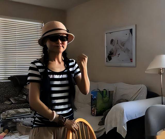 吃狗食、关禁闭，央视前才女国外被虐？