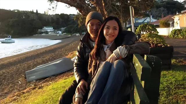 姚晨离婚原因发酵 两任丈夫都有一个共同点