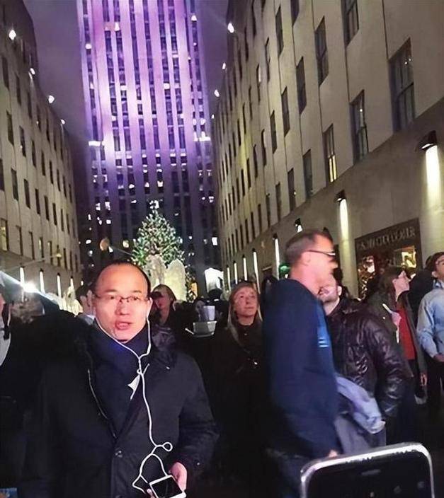 �������Ϻ��׸���ĸ����֪�����֣���ȴ��������