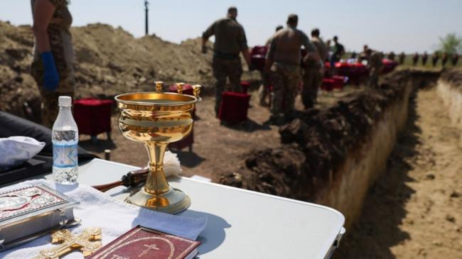 ����������Ѫ��һ�գ����Զ���˹���ڱ���