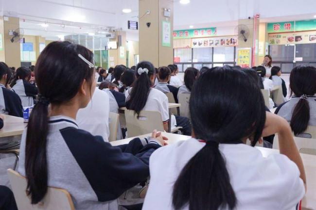 ƭ���й���14���Ӫ���񻰣����ڱ�����