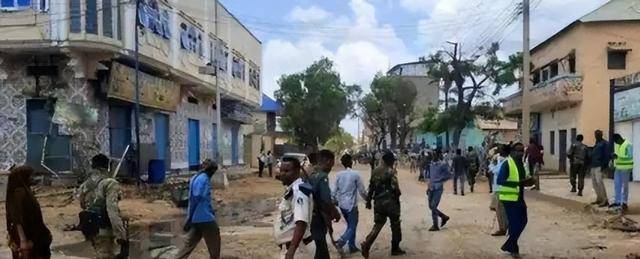 这个小国购买中国战斗机不给钱,7次追债都不还 这个小国购买中国战斗机不给钱,7次追债都不还