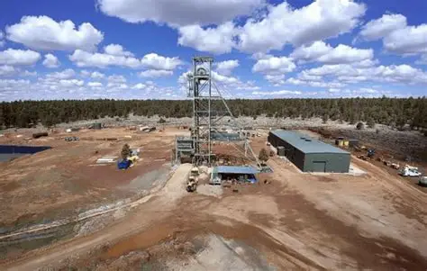 2027年1月1日，美中两国都将迎来地震级时刻