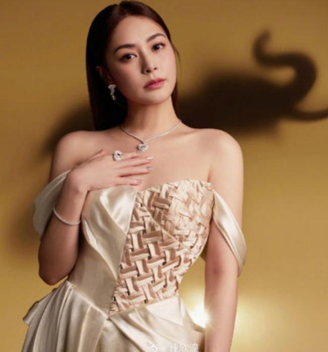 阿娇曝“刷牙减肥法” 许多网友赞同 阿娇曝“刷牙减肥法” 许多网友赞同