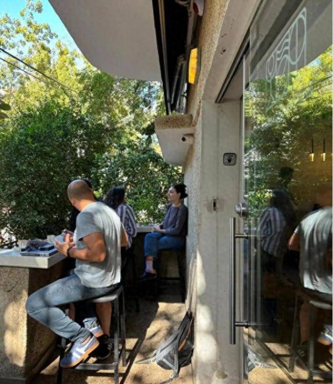 �뿪��������ȥ����ɫ�У����׿�����̫�˱���