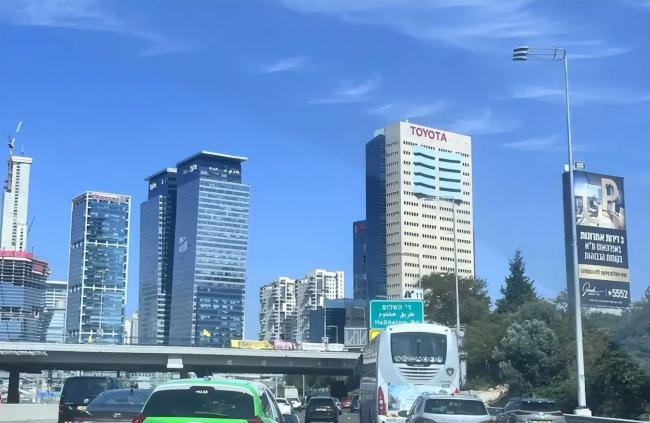 �뿪��������ȥ����ɫ�У����׿�����̫�˱���