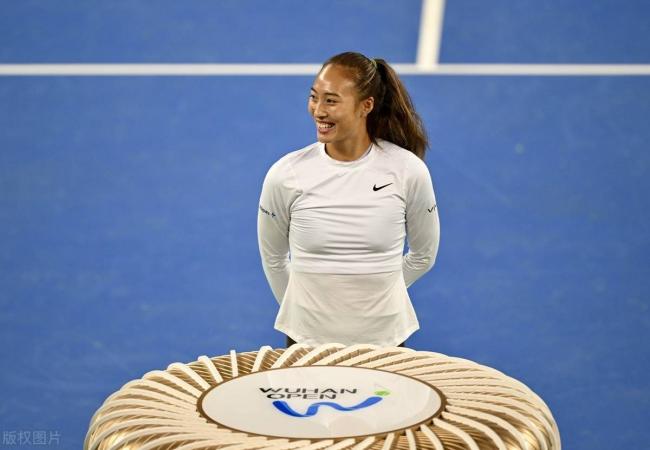 ��ý����֣���ģ�������ߴ�2.2��