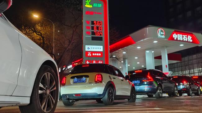 ����վ�Ŷ�100���ף��ٴ�Ǯ���ͳŲ�ס��