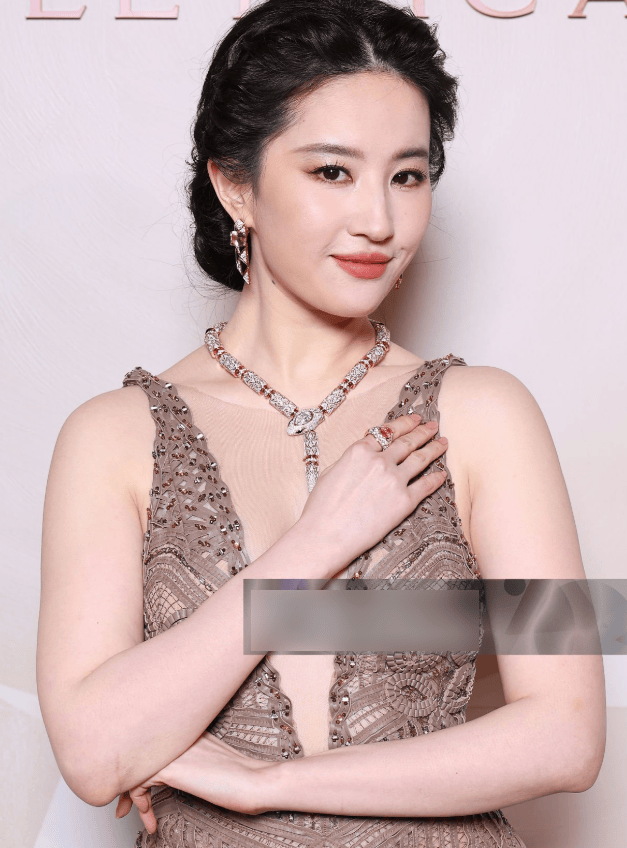 ������Ů��ͬ�򣬺�ɪޱ���ϣ������Ӯ��