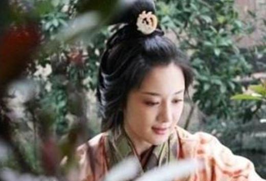 ����Ȣ�ŷ���Ů�����ʺ�û�뵽̫����ĸ������