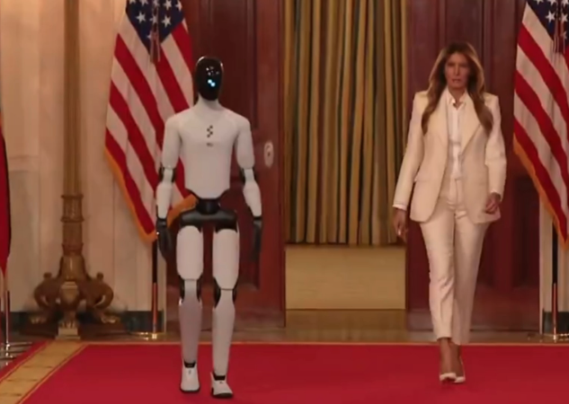 白宫主持峰会 美第一夫人与“他”一起踏上红毯 白宫主持峰会 美第一夫人与“他”一起踏上红毯