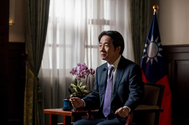 “我能帮你搞定这个女人”！北京大感震惊