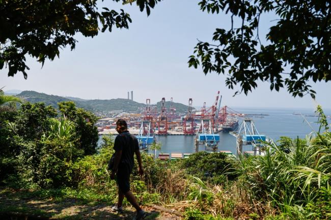 “我能帮你搞定这个女人”！北京大感震惊