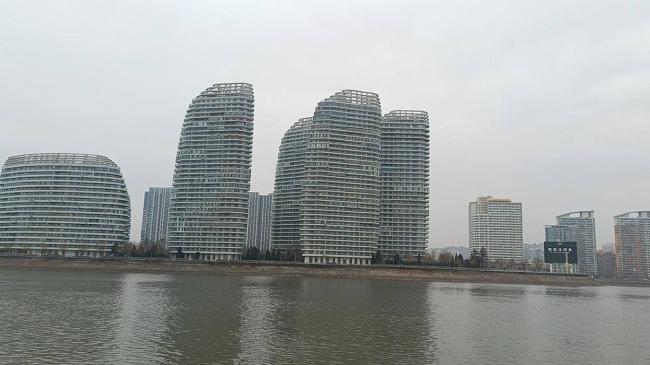 曾经火爆的中朝边境城市丹东,如今冷冷清清 曾经火爆的中朝边境城市丹东,如今冷冷清清