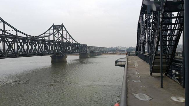 曾经火爆的中朝边境城市丹东,如今冷冷清清 曾经火爆的中朝边境城市丹东,如今冷冷清清