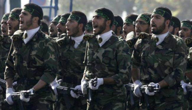 快讯 伊朗百万战斗员备战“美军地面入侵” 快讯 伊朗百万战斗员备战“美军地面入侵”