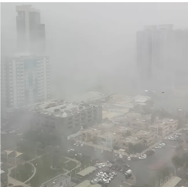 华人大逃亡,中介在硬挺:迪拜悄悄崩塌 华人大逃亡,中介在硬挺:迪拜悄悄崩塌