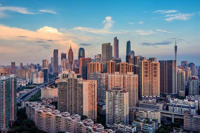 �й�����λ����õ�5�����У��������ϰ�