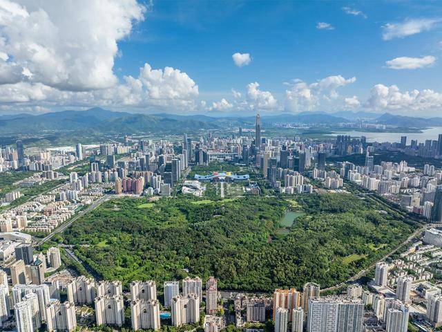 �й�����λ����õ�5�����У��������ϰ�