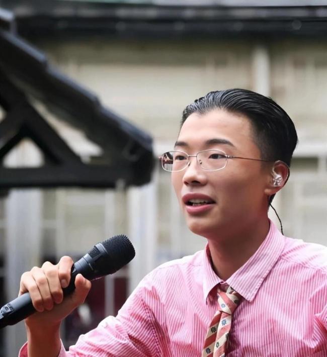 曾日涨百万,一夜爆红的郭有才,如今怎样了 曾日涨百万,一夜爆红的郭有才,如今怎样了