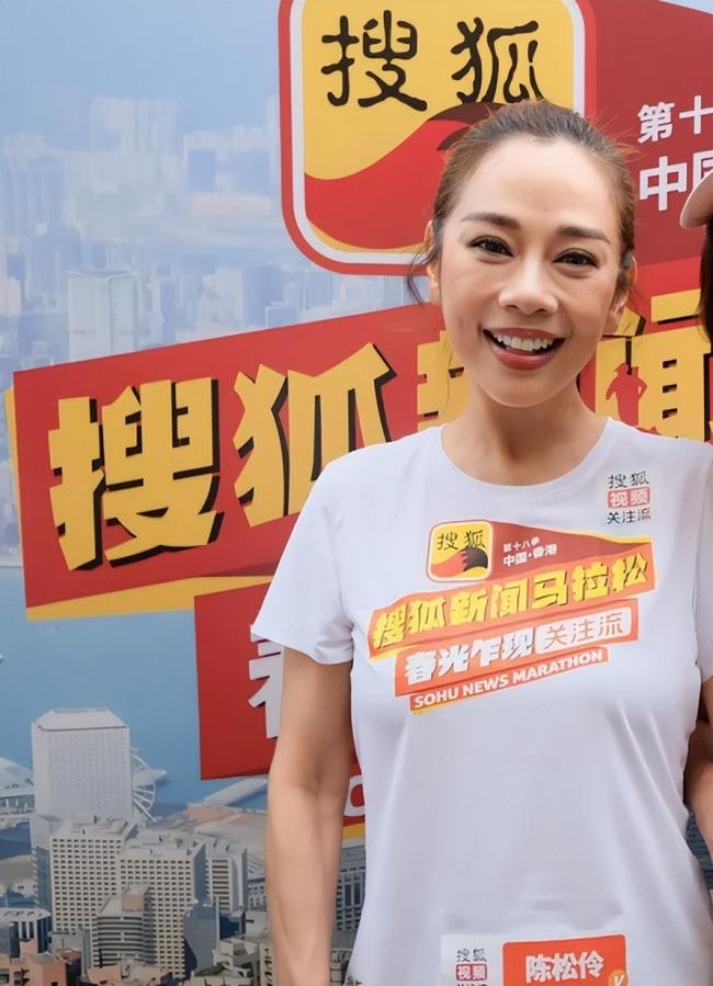 马拉松:林志玲秀完美身材,吕良伟年轻到不敢认 马拉松:林志玲秀完美身材,吕良伟年轻到不敢认