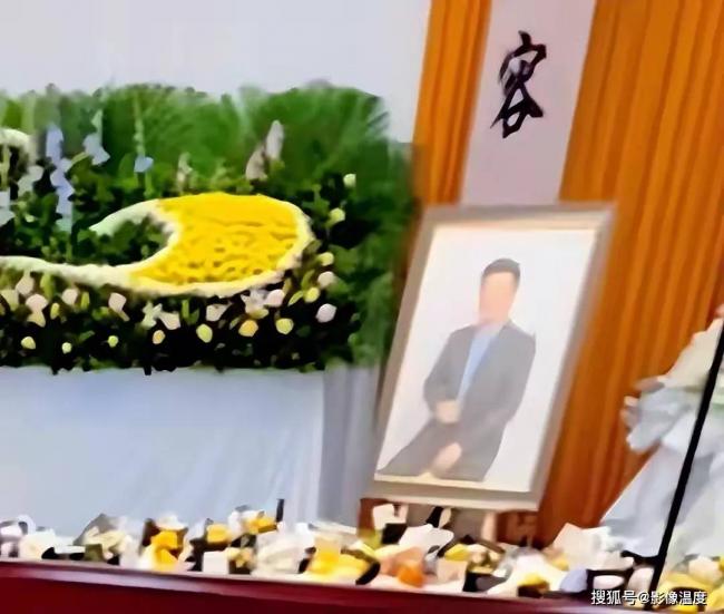 ��ѩ�������ֳ��ع� �ܶ���������