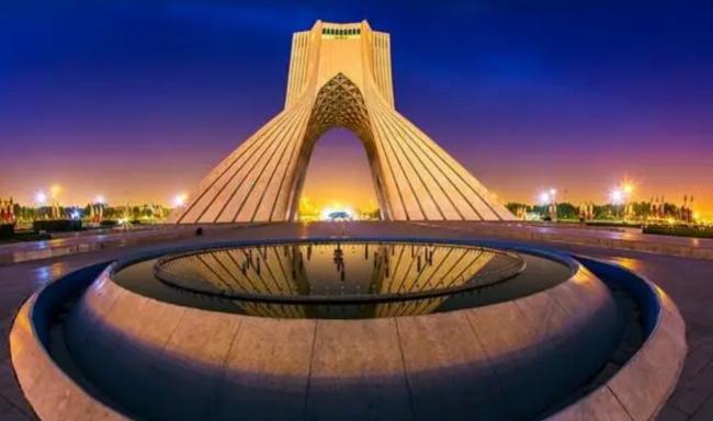 CNN:打不赢也退不了 美伊战争恐只剩这一条路 CNN:打不赢也退不了 美伊战争恐只剩这一条路