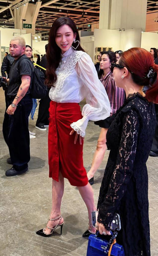 林志玲满腿青筋 张翰暴瘦牙黄 73岁钟镇涛逆生长 林志玲满腿青筋 张翰暴瘦牙黄 73岁钟镇涛逆生长