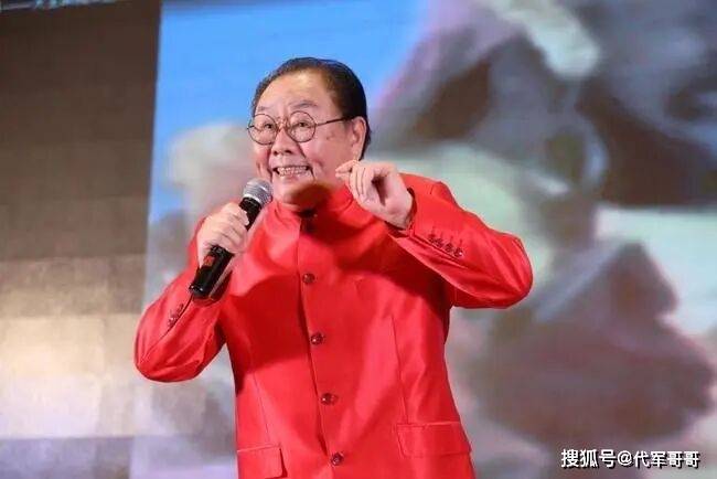 80岁马德华 娶美女侯玉敏 儿子成为他的骄傲