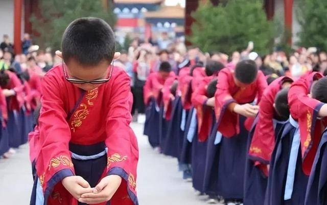 �廪����ʹ���������й��������ֻ�ǰ����