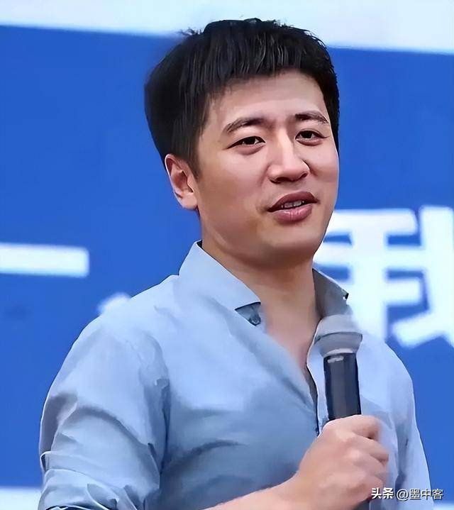 张雪峰公司现状:群龙无首,家长学生怕卷钱跑路 张雪峰公司现状:群龙无首,家长学生怕卷钱跑路