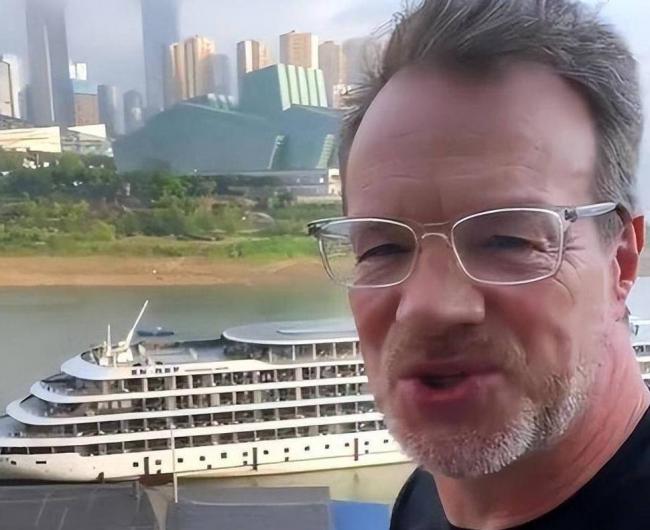 回加生活的“洋笑星”大山,61岁近照认不出 回加生活的“洋笑星”大山,61岁近照认不出